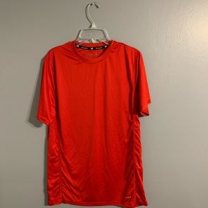 Tek gear athletic shirt